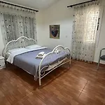 6 Bdr With Tennis Court