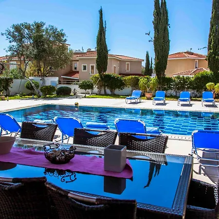 וילה 6 Bdr With Tennis Court *