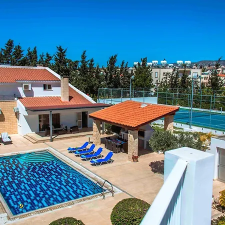 6 Bdr With Tennis Court