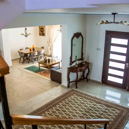 6 Bdr With Tennis Court Pafos