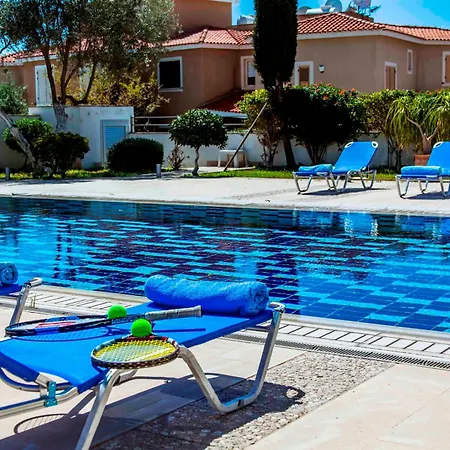 6 Bdr With Tennis Court