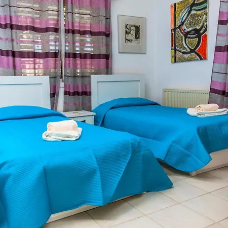 Вилла 6 Bdr With Tennis Court Пафос