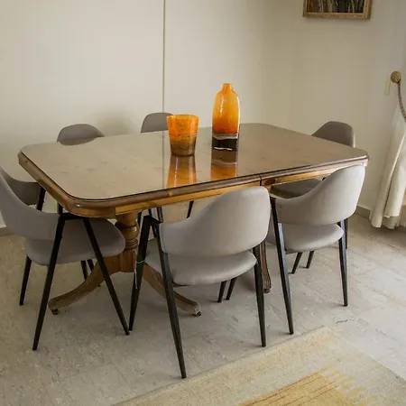 Вилла 6 Bdr With Tennis Court Пафос