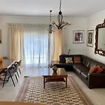 Villa 6 Bdr With Tennis Court